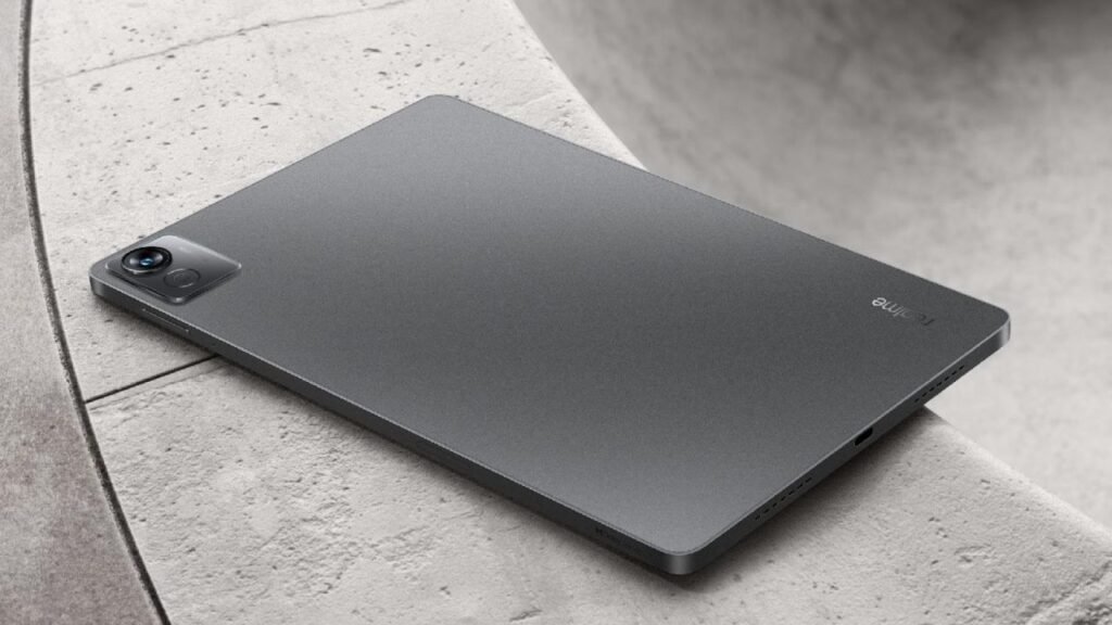 Slim and Premium Design with a Large 10.4-inch